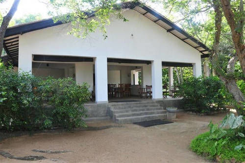 Waters Edge, Anuradhapura Villa Exterior photo