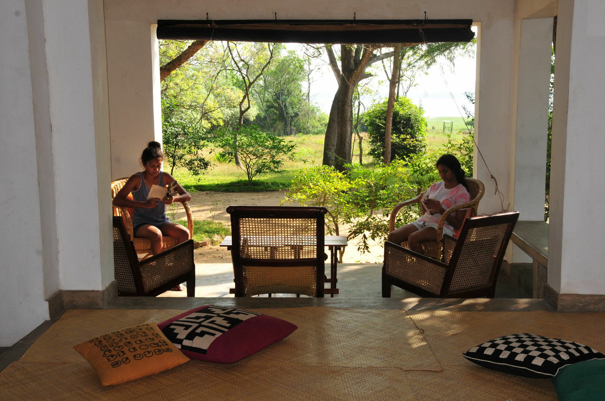 Waters Edge, Anuradhapura Villa Exterior photo