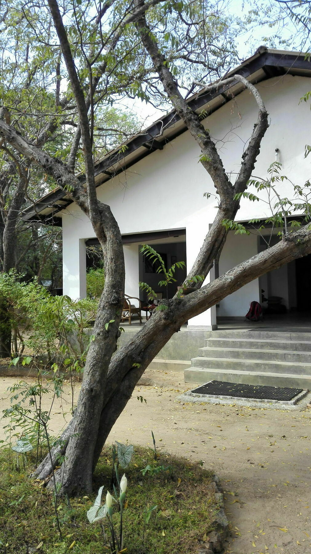 Waters Edge, Anuradhapura Villa Exterior photo
